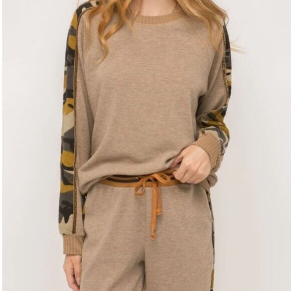 MYSTREE taupe camo stripe metallic‎ detail crew neck sweatshirt sweatpant set L - Picture 1 of 10